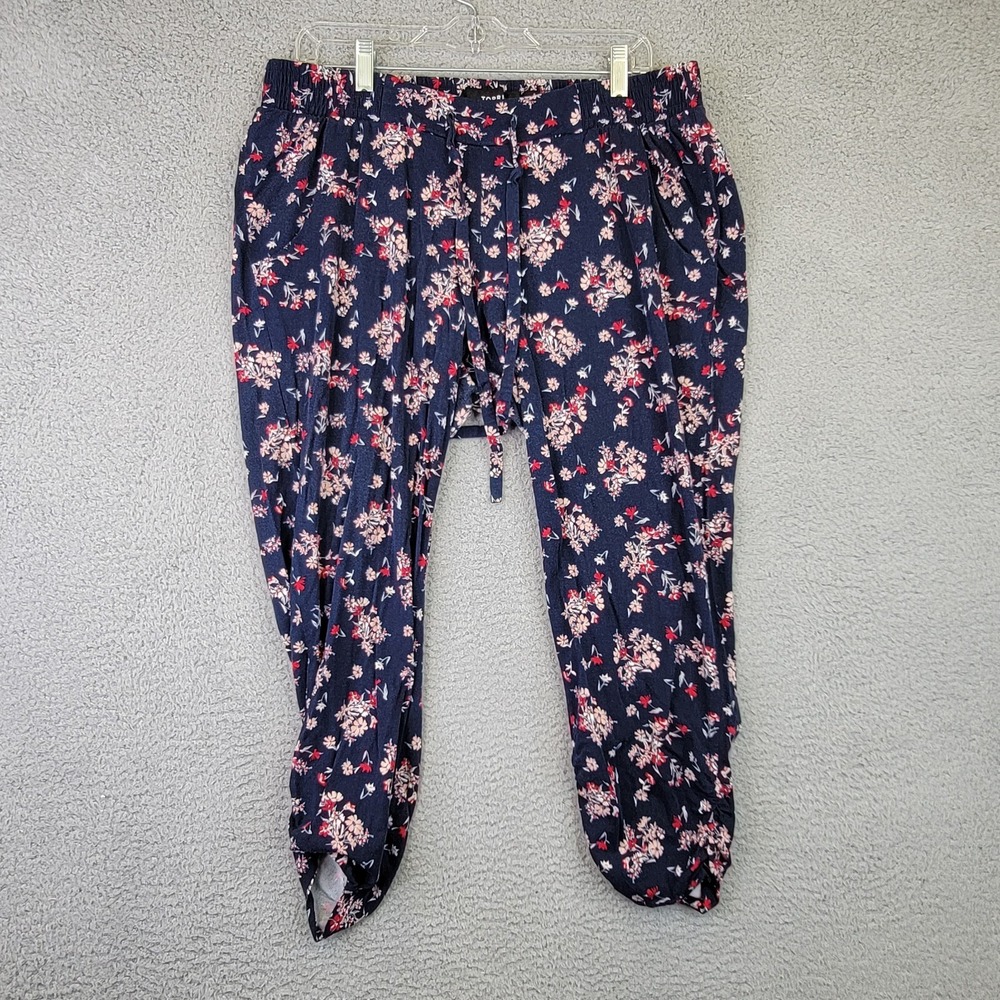 Torrid Women's Lounge Pants Size 0 Large Blue Floral Capri Elastic Waist Comfort